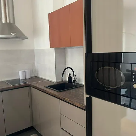 Emily Apartment *